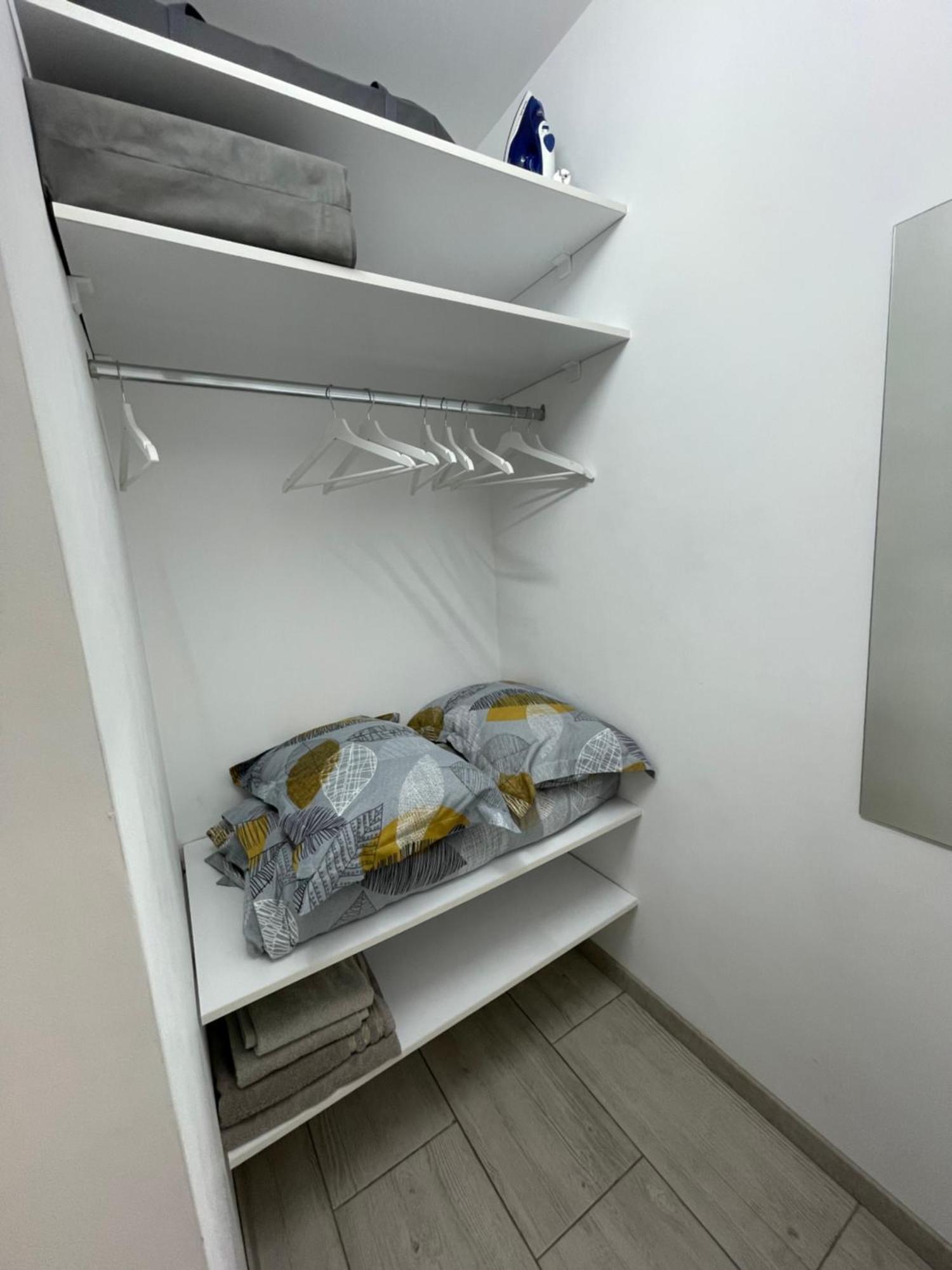 Mountain View Apartment ซินายา ภายนอก รูปภาพ